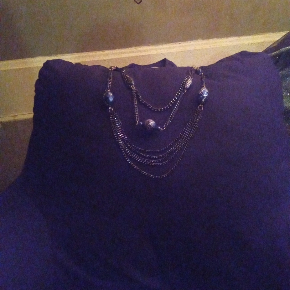 Jeweler - Picture 2 of 4